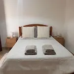 Pina House * Pêra