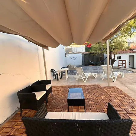 Dom wakacyjny Pina House Pêra